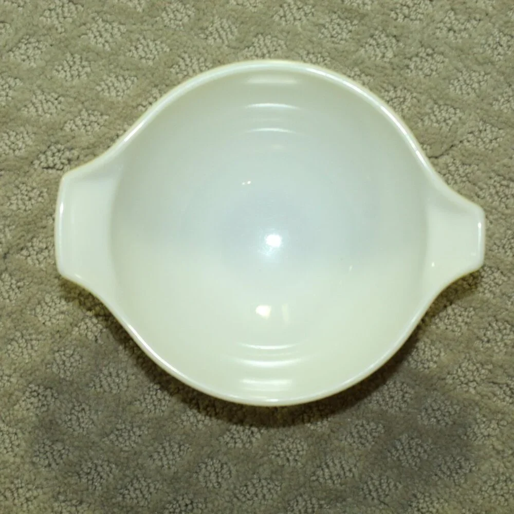Pyrex this vintage